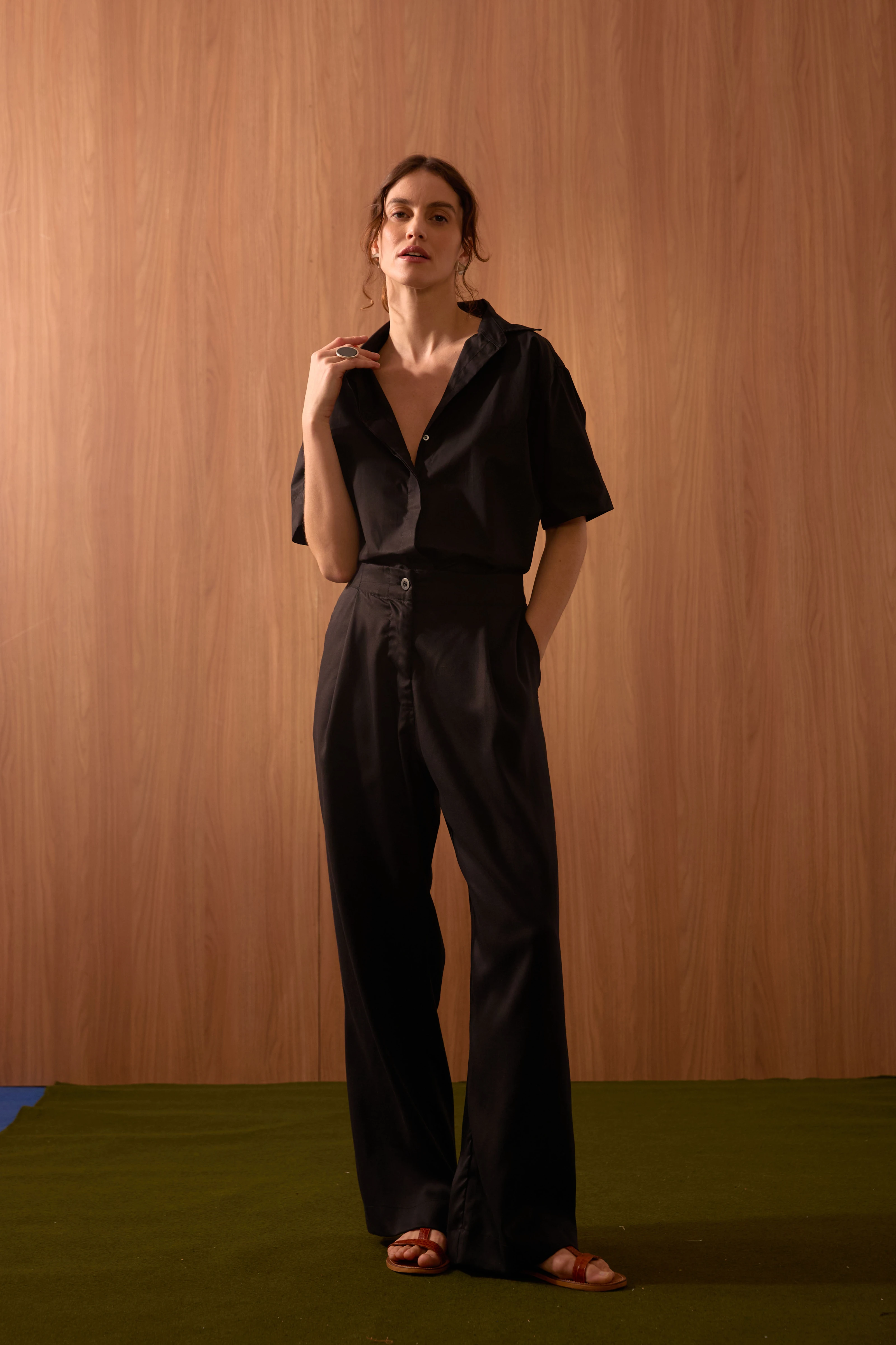 CALÇA S/ COSTURA LATERAL