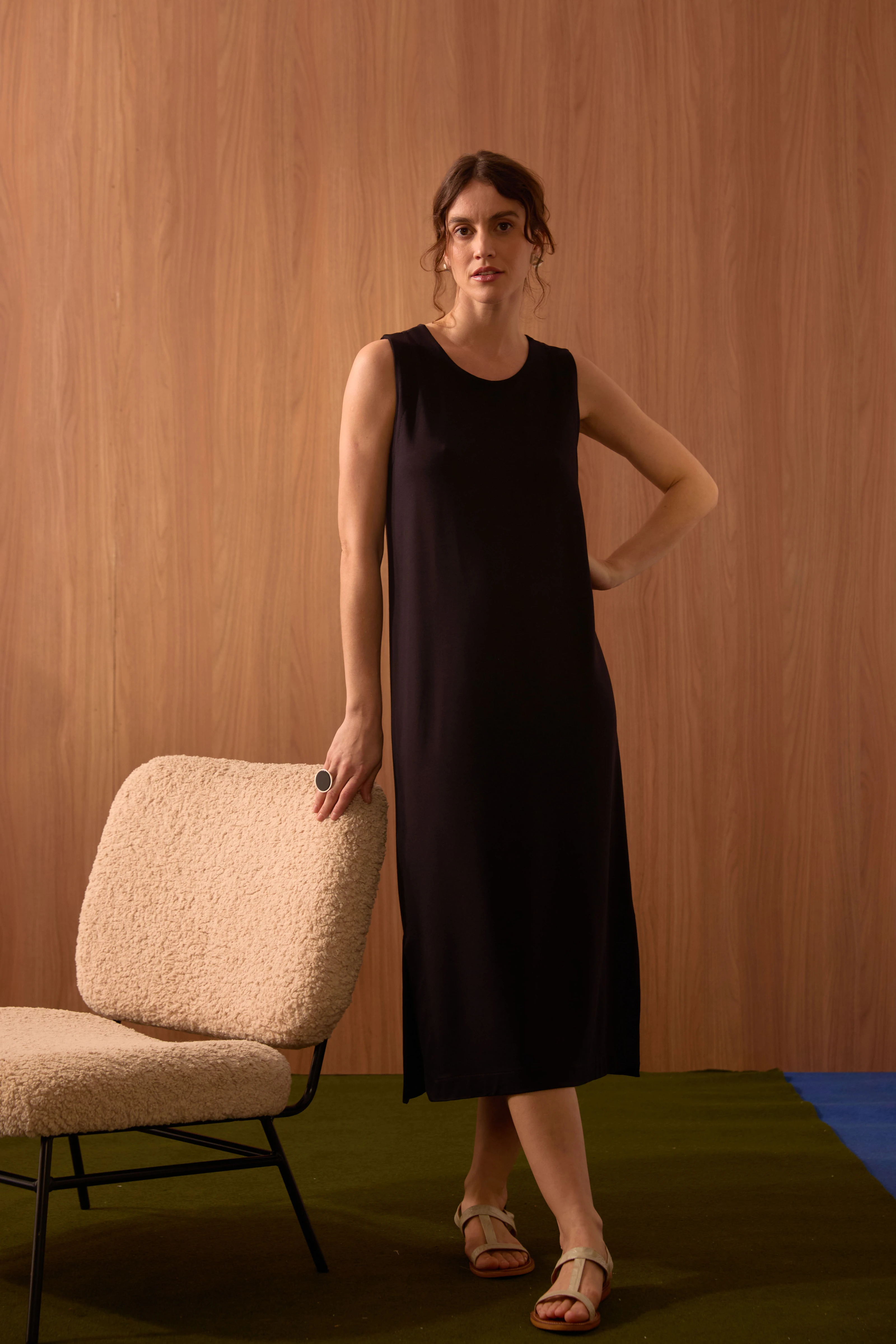 VESTIDO MALHA "VP" FENDA