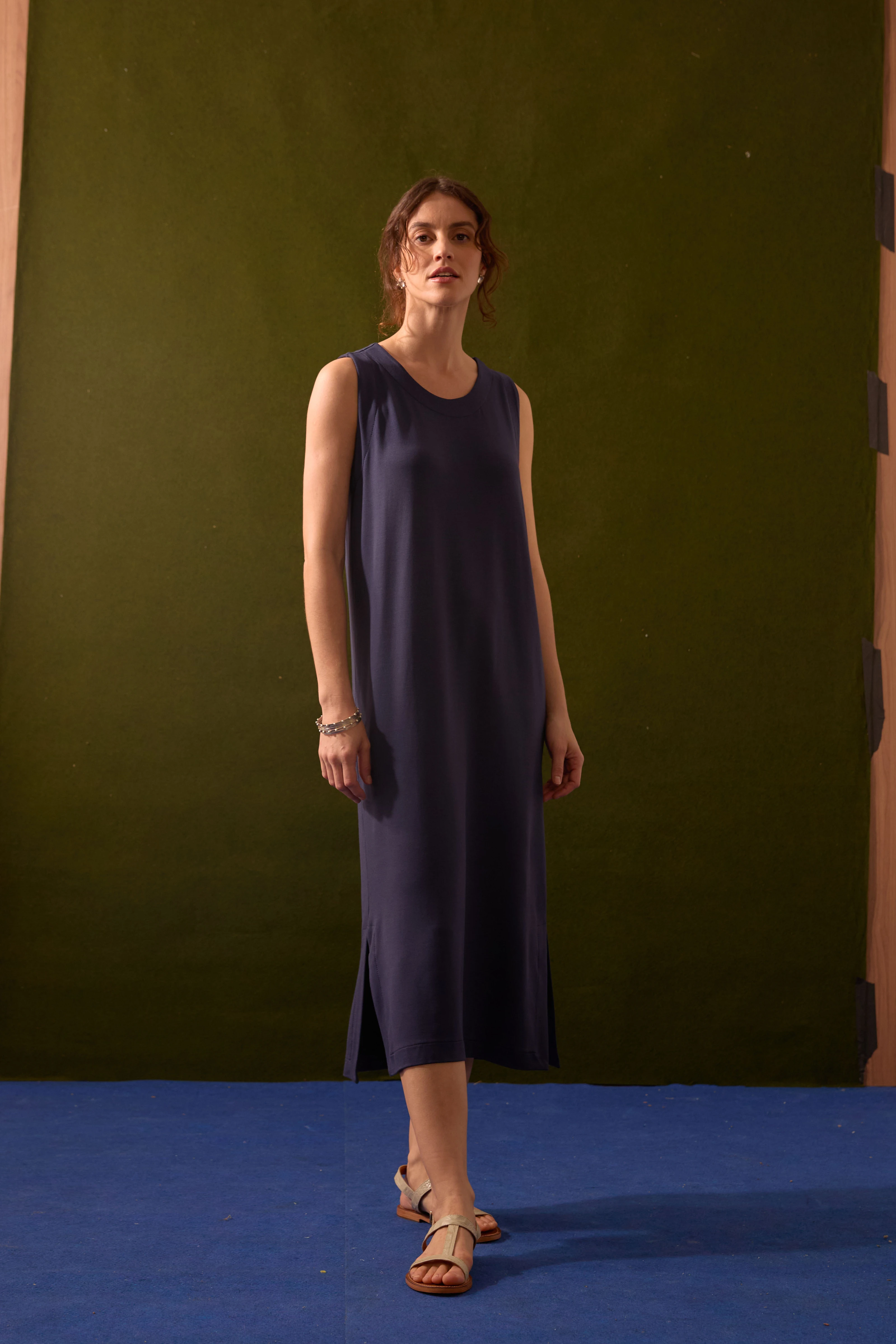 VESTIDO MALHA "VP" FENDA