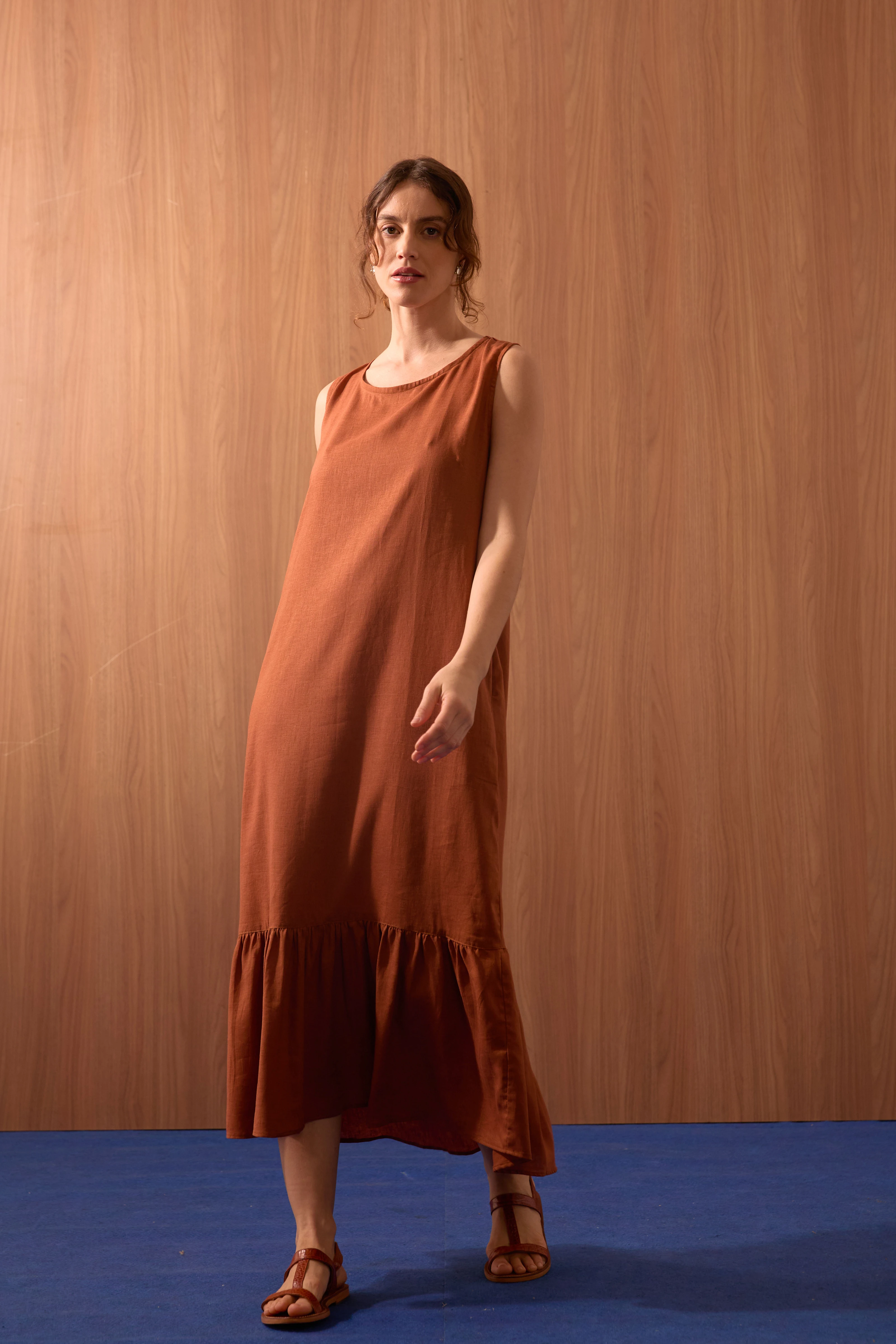 VESTIDO LINHO "VL" BABADO ASSIMÉTRICO