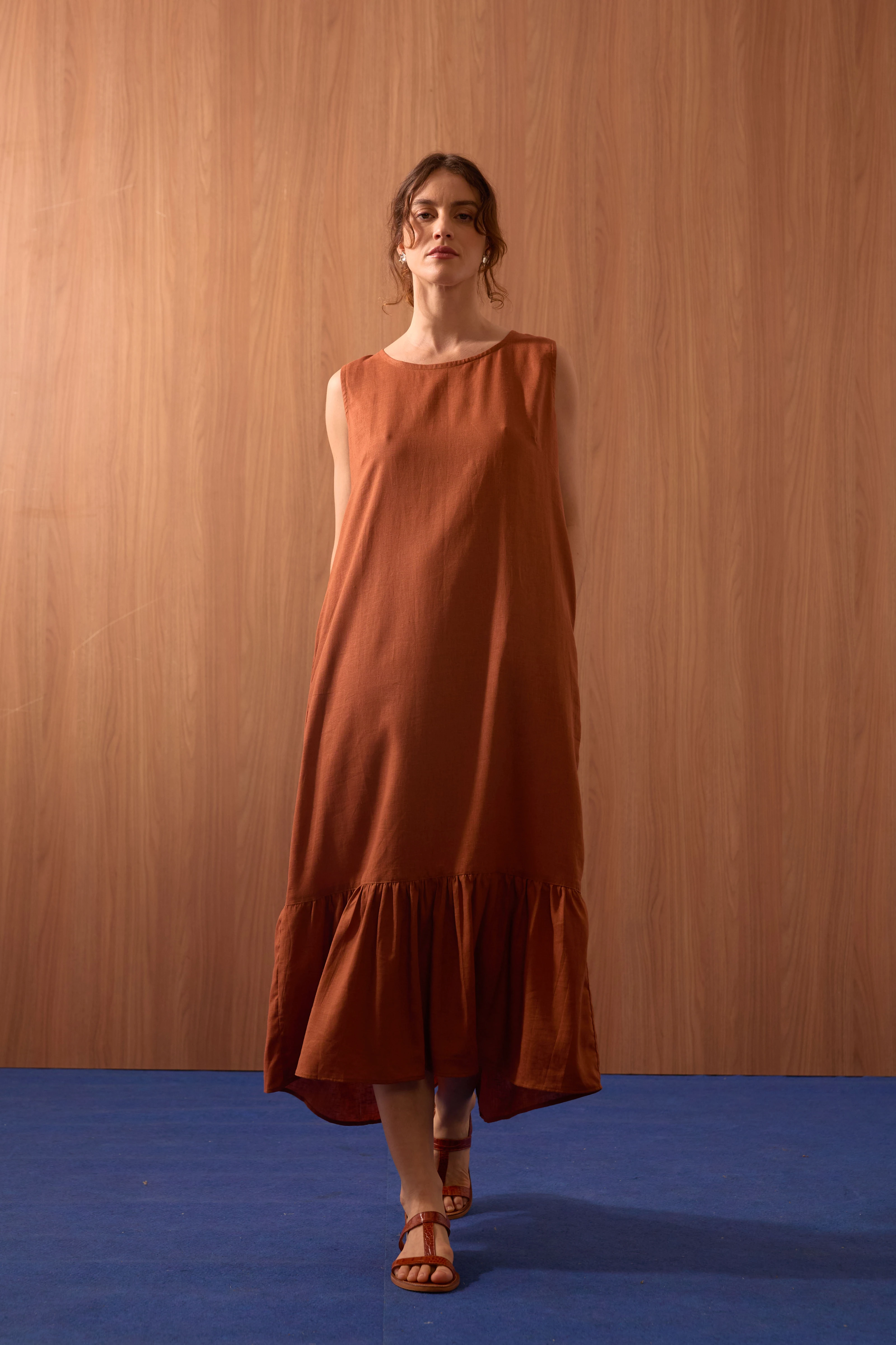 VESTIDO LINHO "VL" BABADO ASSIMÉTRICO